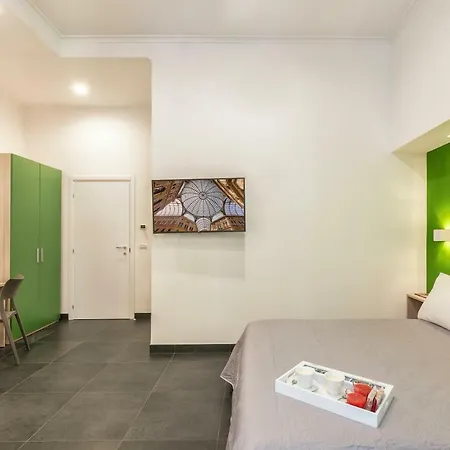 Neapolitan Breakfast 4*