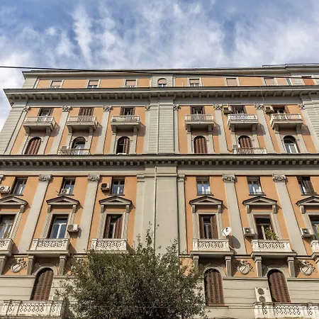 Neapolitan Breakfast 4* Napoli