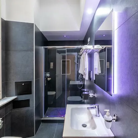 Neapolitan Breakfast 4*