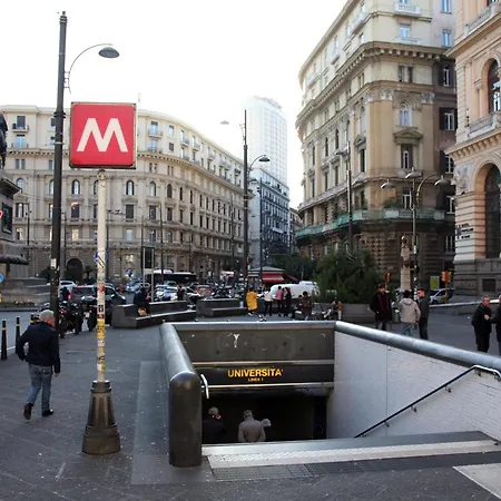 Neapolitan Breakfast Panzió 4*