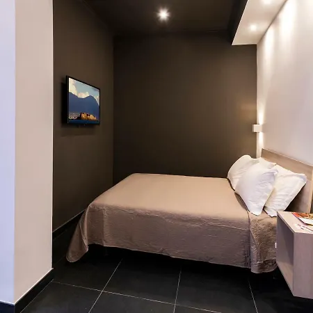 Neapolitan Breakfast 4* Nápoly